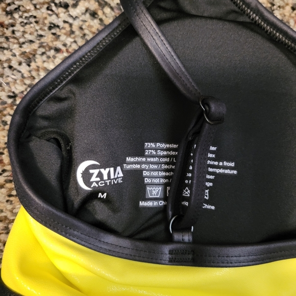 ZYIA sports bra - Picture 2 of 2